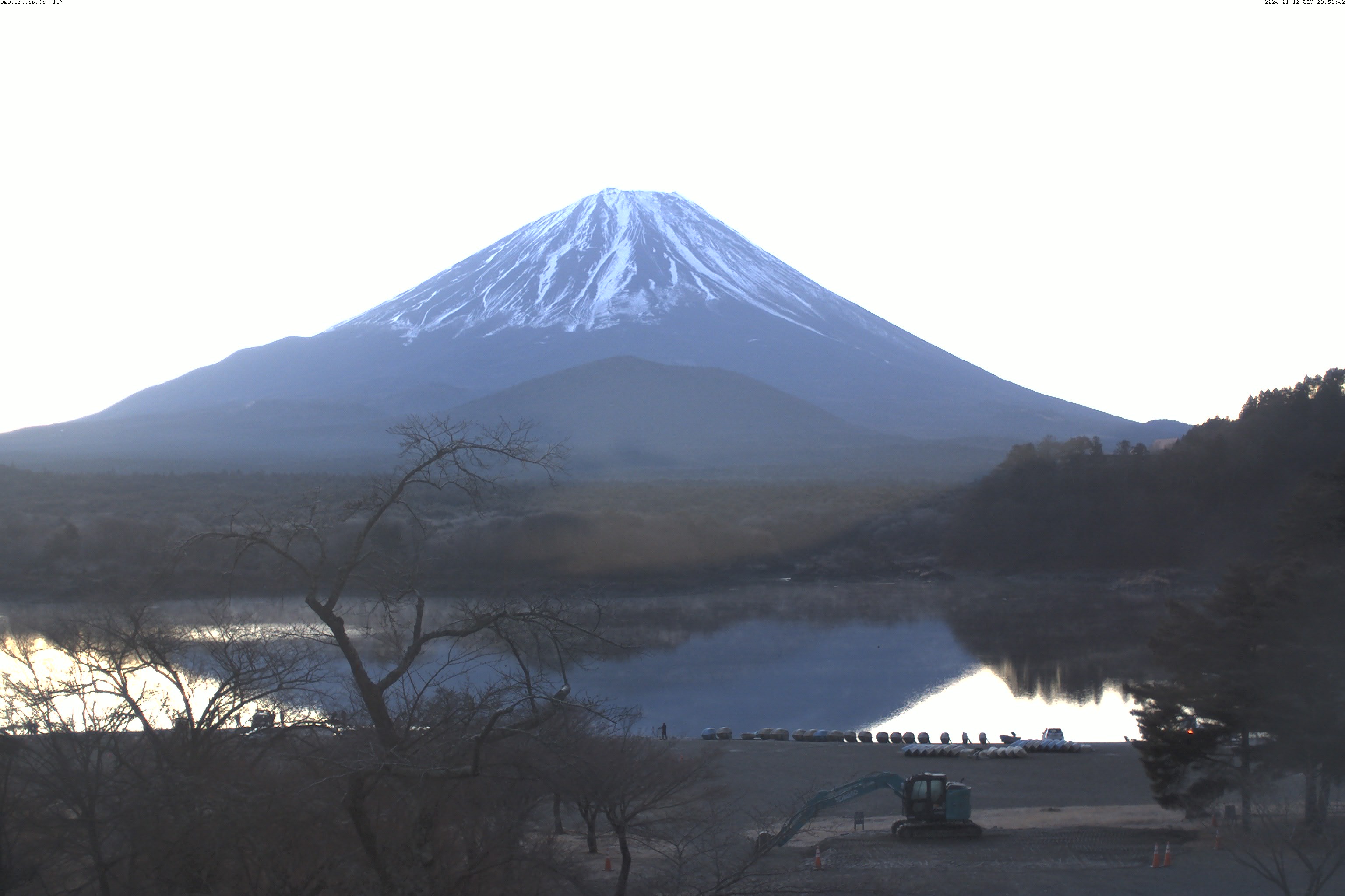 精進湖ライブカメラ