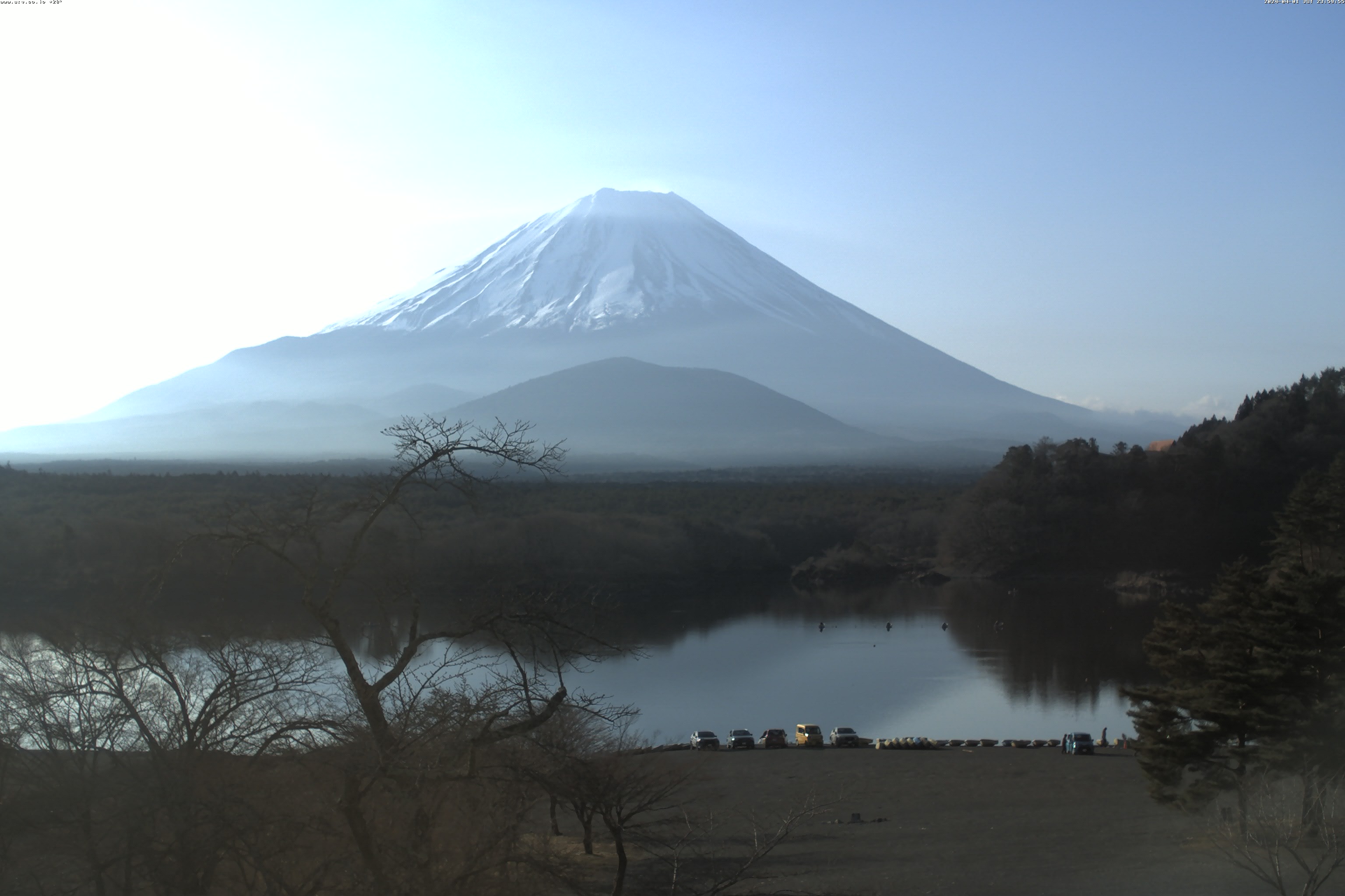 精進湖ライブカメラ