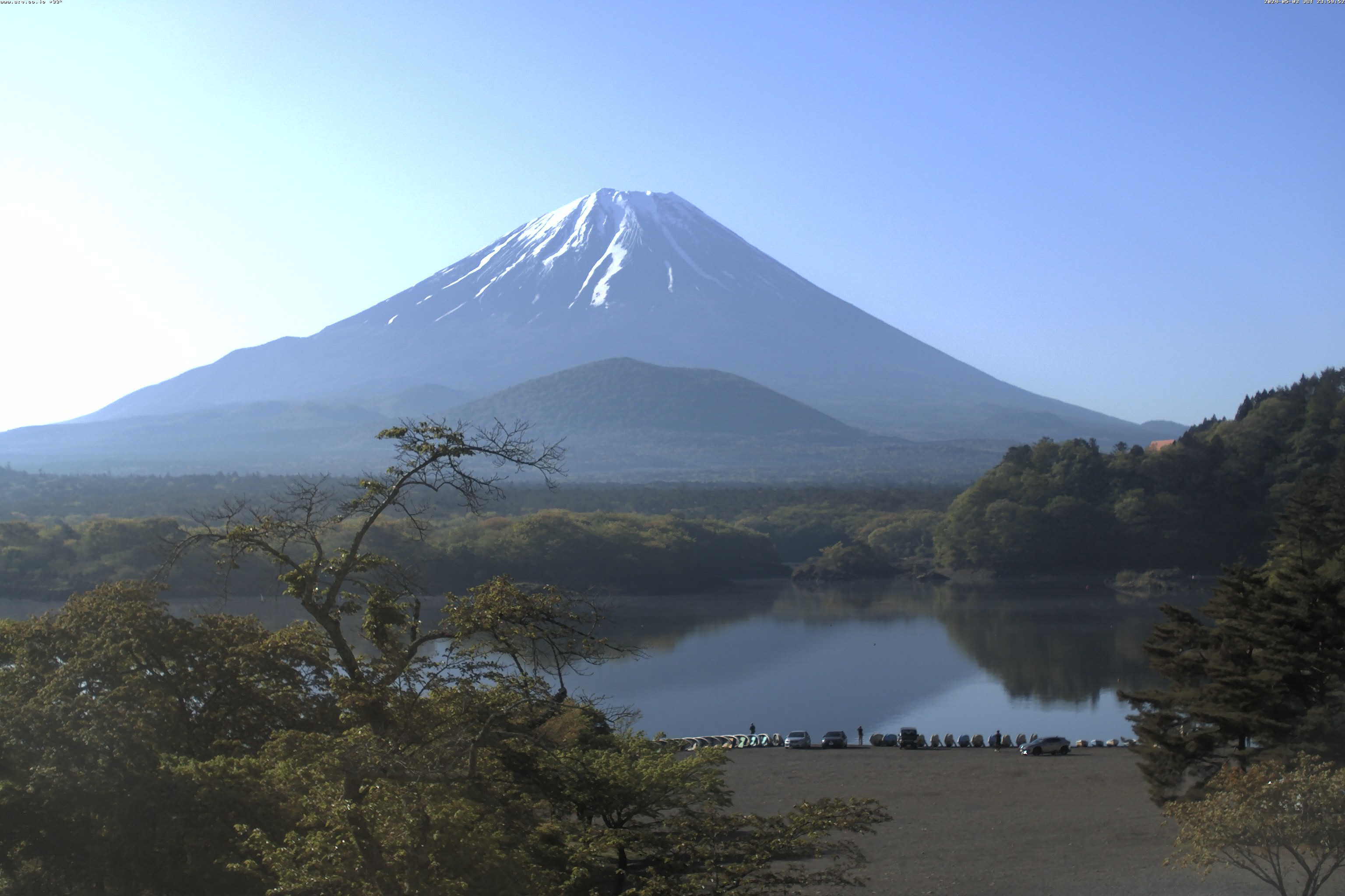 精進湖ライブカメラ