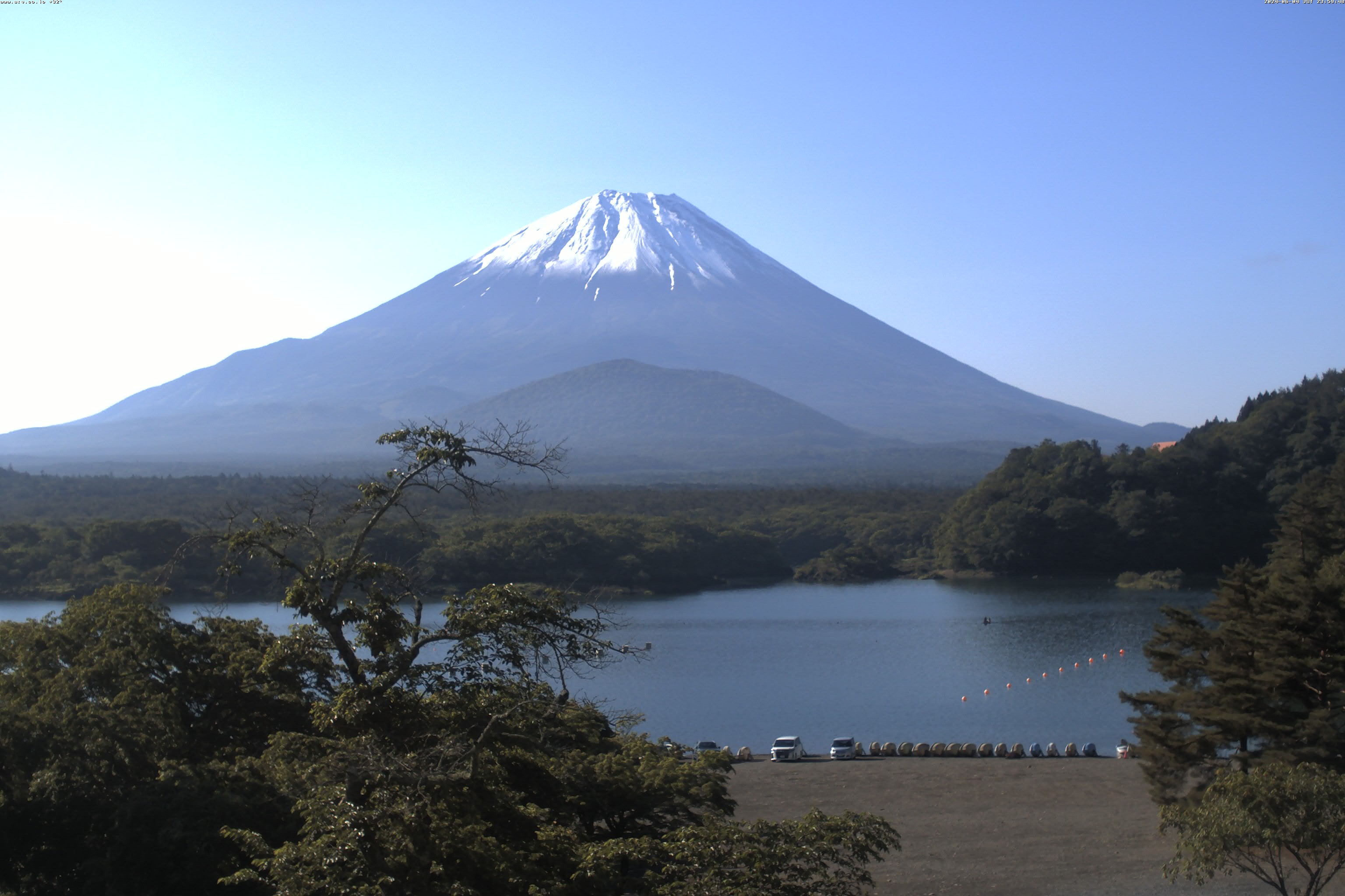 精進湖ライブカメラ