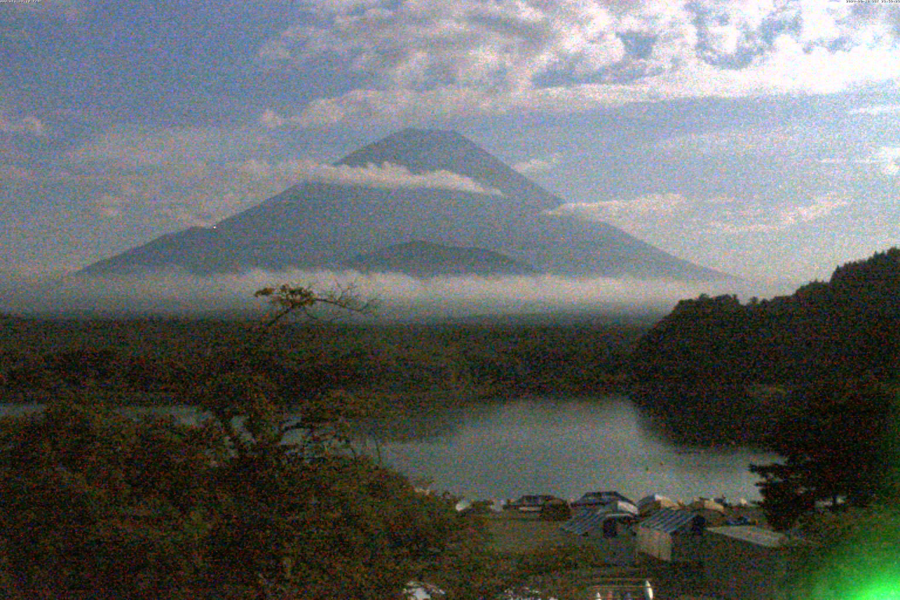 精進湖ライブカメラ