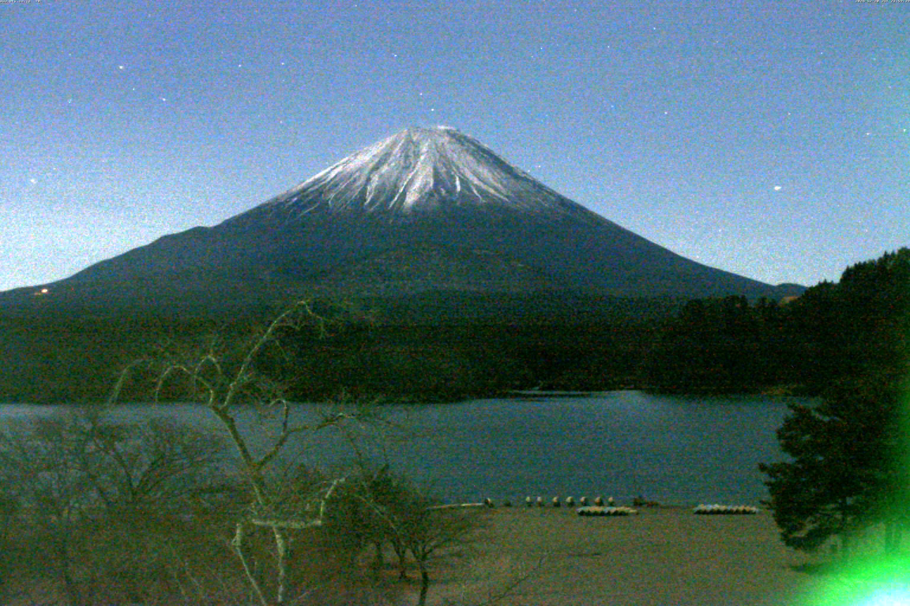 精進湖ライブカメラ