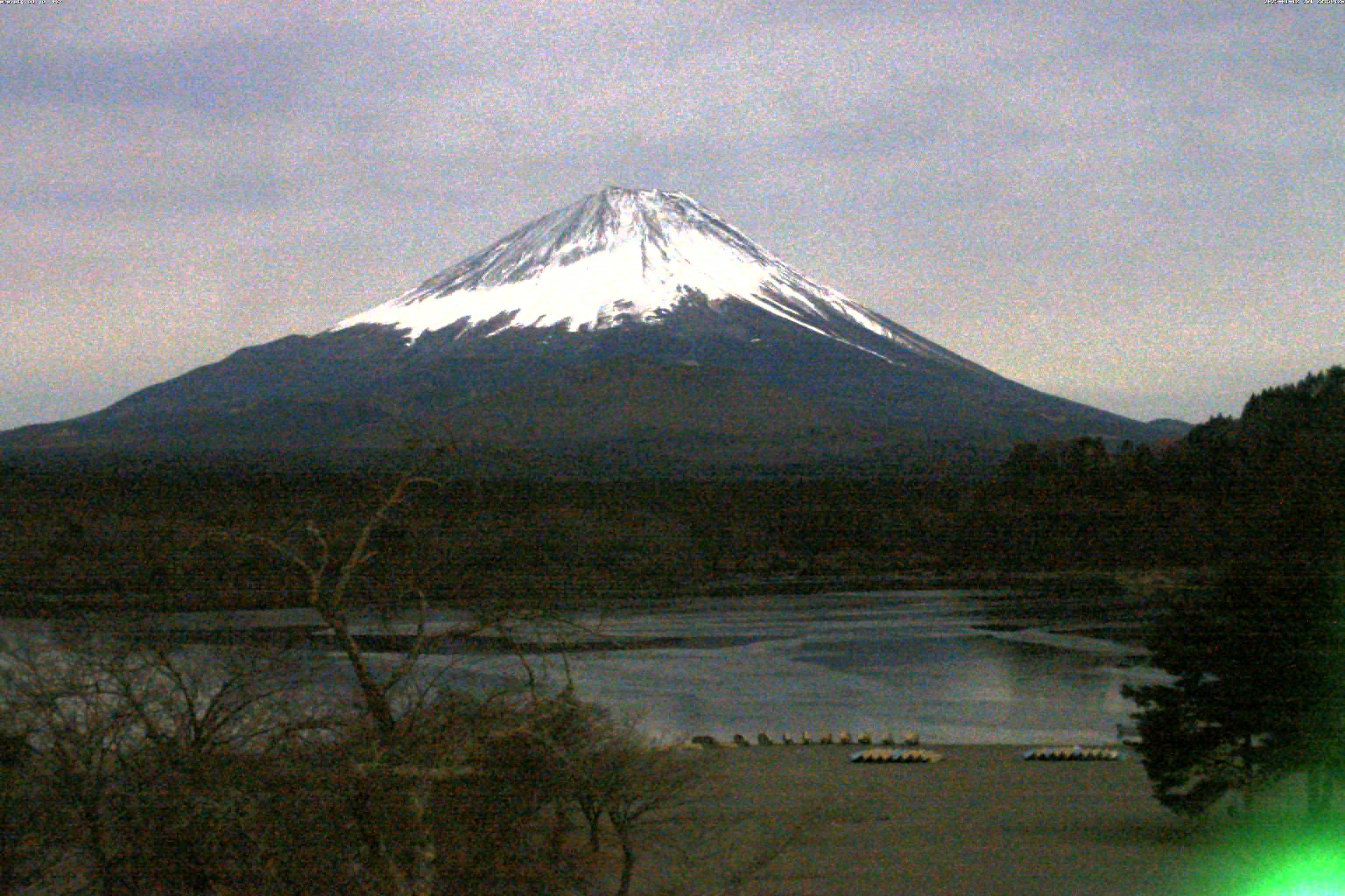 精進湖ライブカメラ