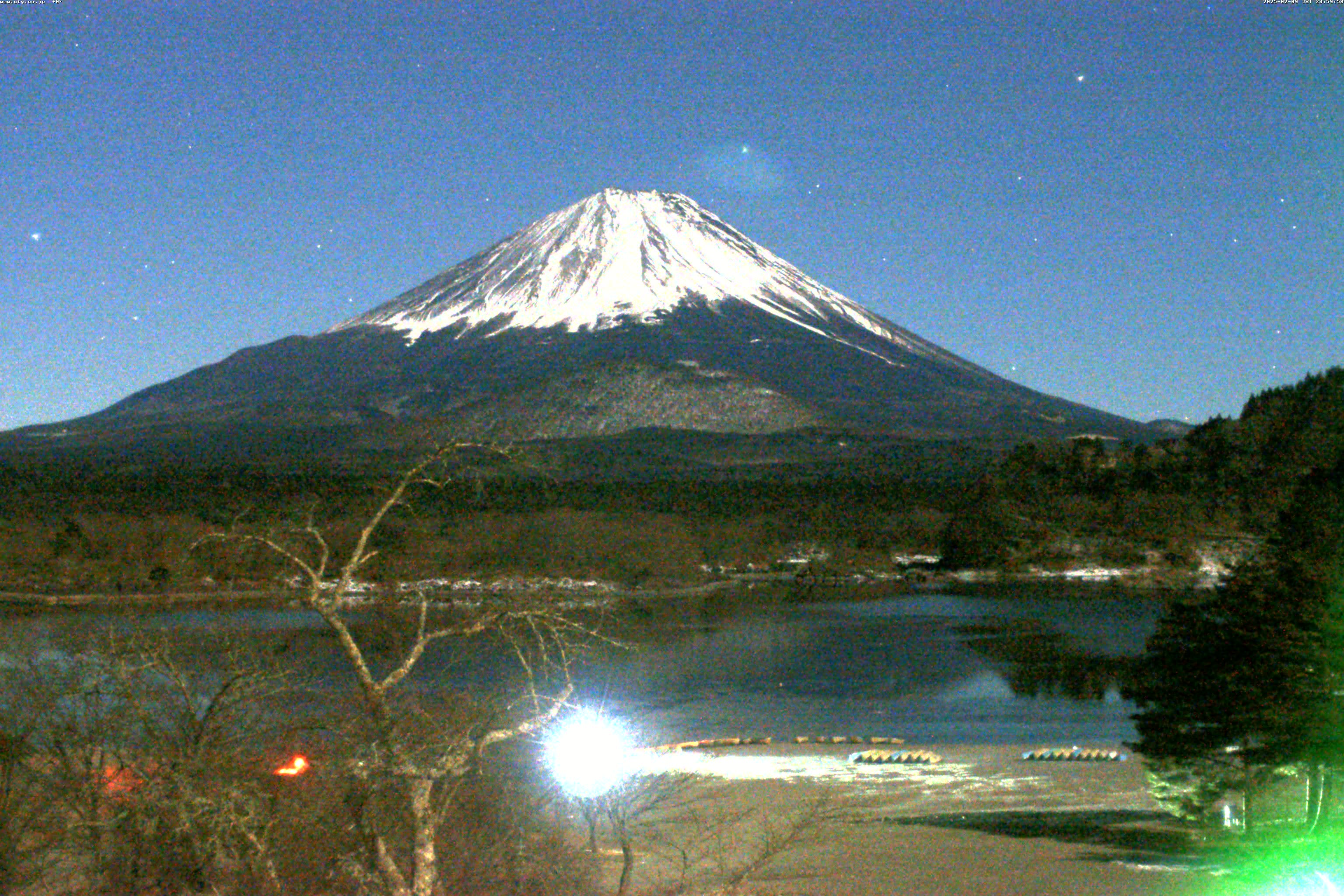 精進湖ライブカメラ