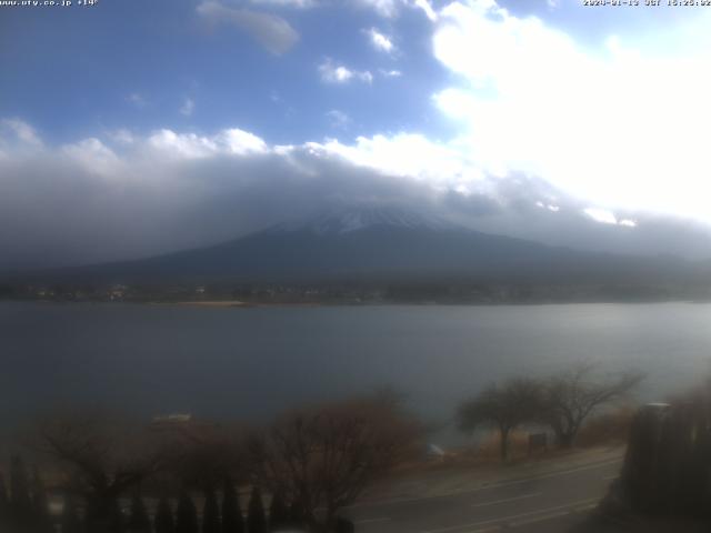 河口湖からの富士山