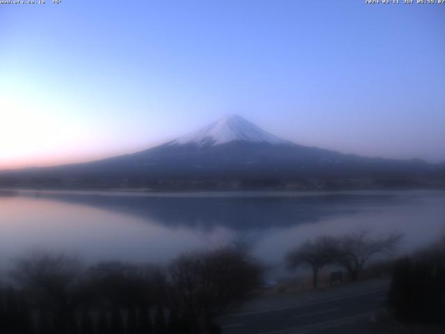 河口湖からの富士山