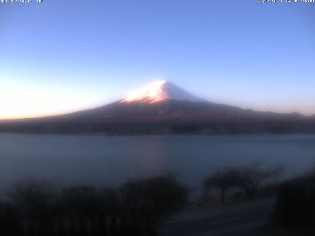 河口湖からの富士山