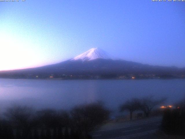 河口湖からの富士山