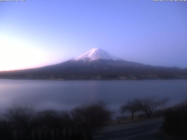 河口湖からの富士山