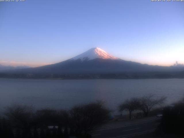 河口湖からの富士山