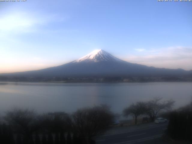 河口湖からの富士山