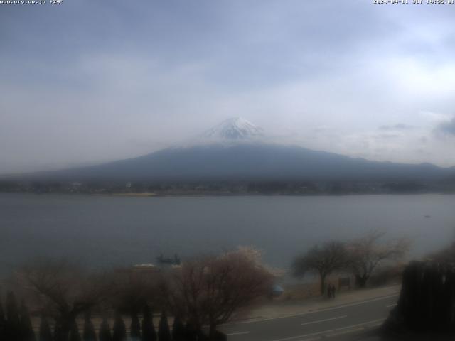 河口湖からの富士山