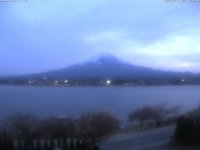 河口湖からの富士山