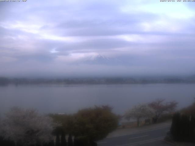 河口湖からの富士山