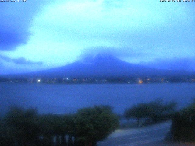 河口湖からの富士山