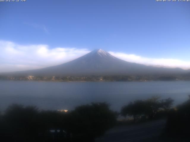 河口湖からの富士山