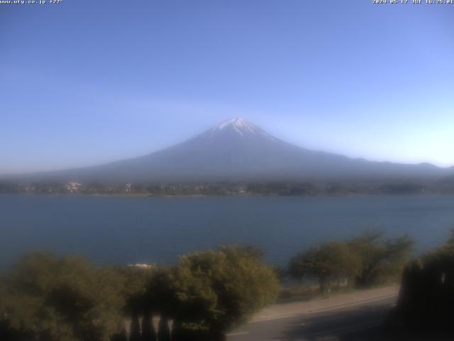 河口湖からの富士山