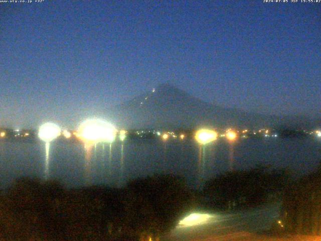 河口湖からの富士山