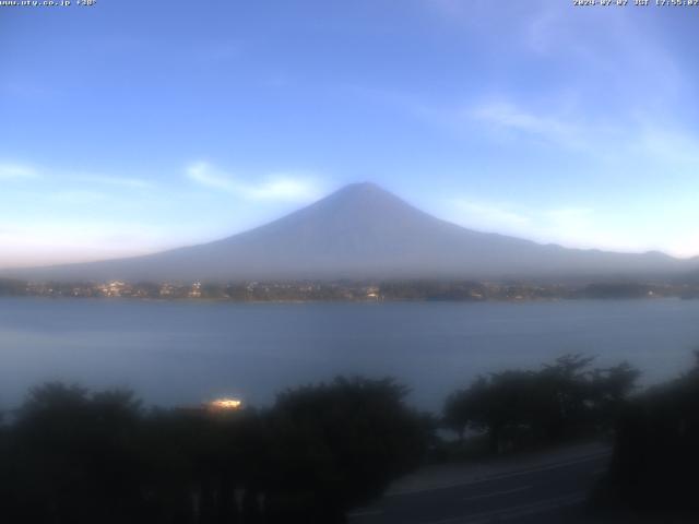 河口湖からの富士山