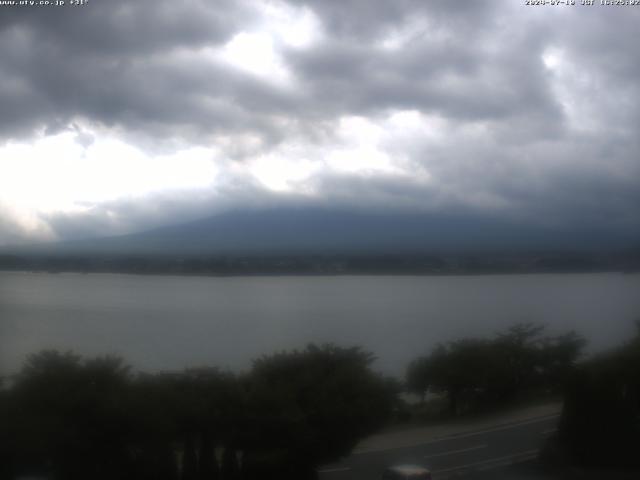 河口湖からの富士山