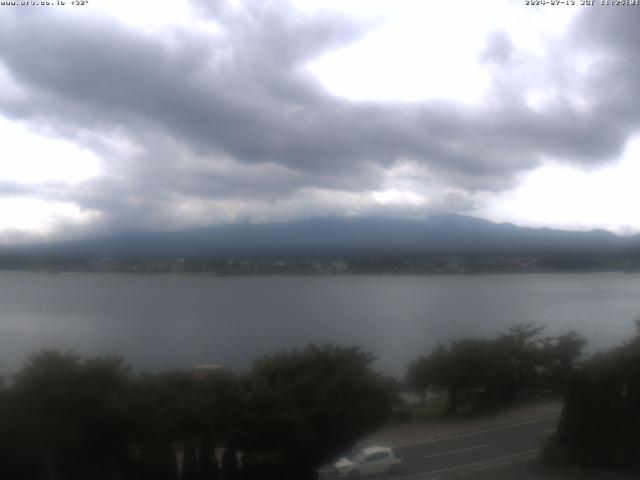 河口湖からの富士山