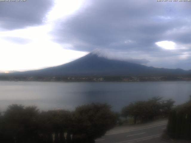 河口湖からの富士山