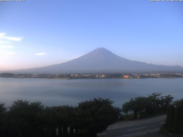 河口湖からの富士山