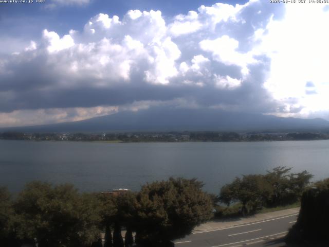 河口湖からの富士山