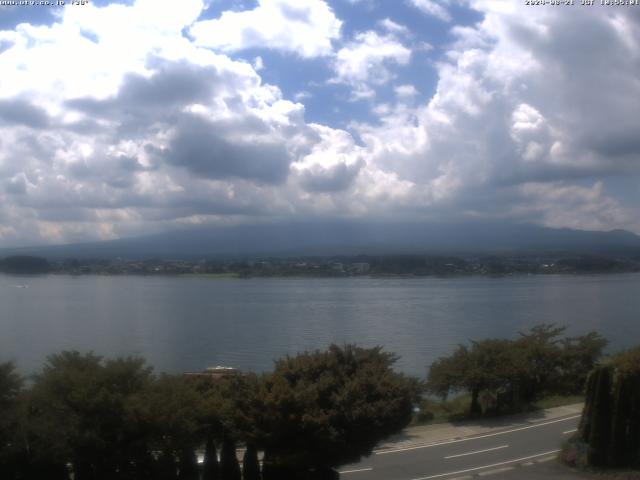 河口湖からの富士山