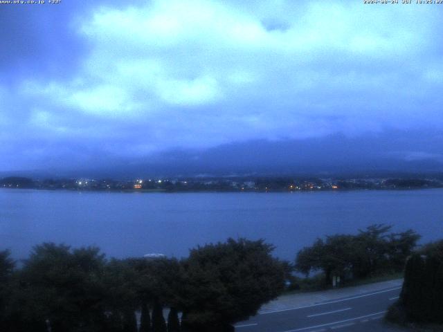 河口湖からの富士山