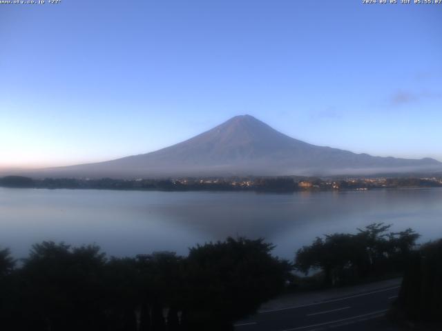 河口湖からの富士山