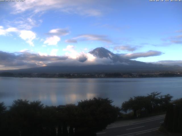 河口湖からの富士山