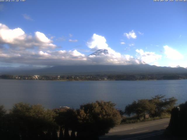 河口湖からの富士山