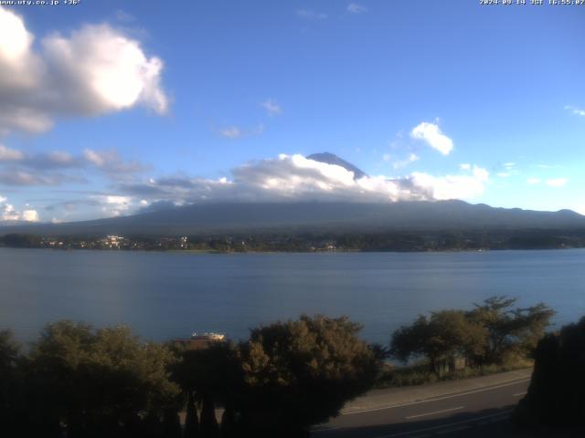 河口湖からの富士山