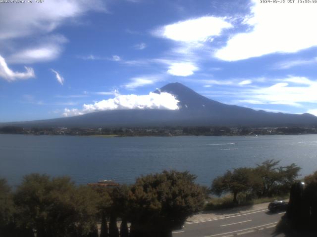 河口湖からの富士山