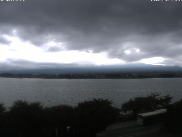 河口湖からの富士山