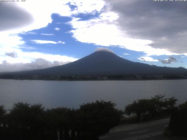 河口湖からの富士山