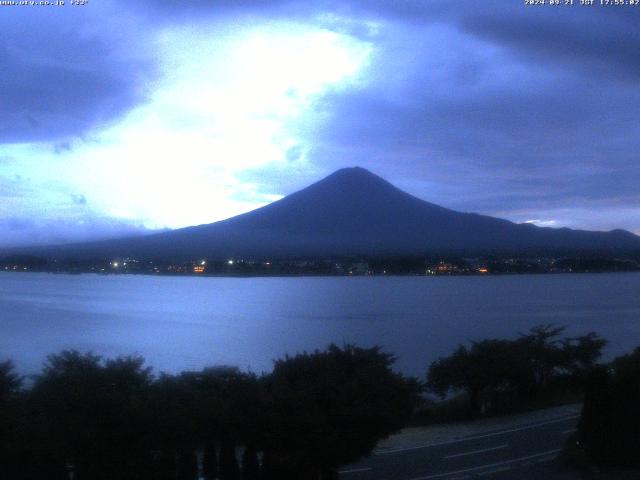 河口湖からの富士山