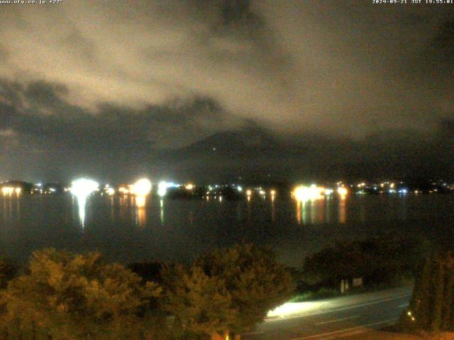 河口湖からの富士山