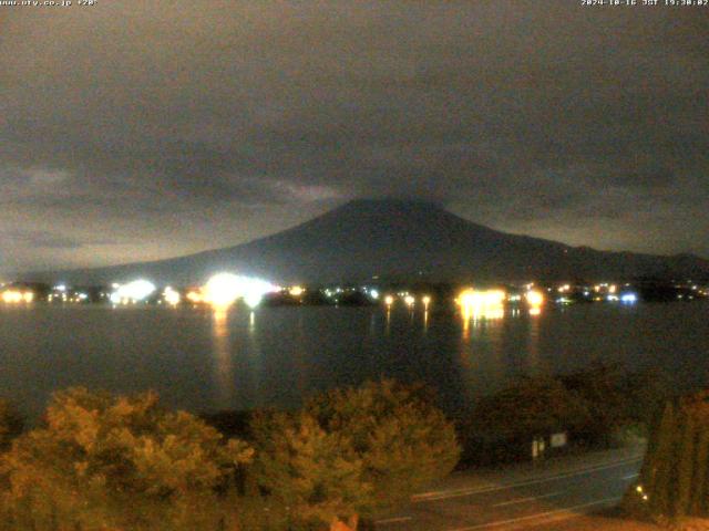 河口湖からの富士山