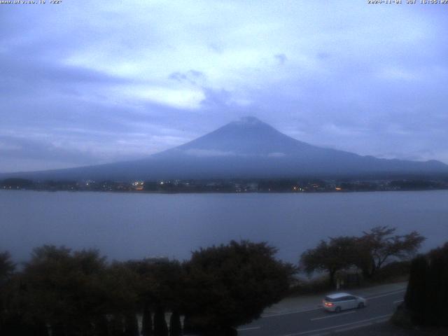 河口湖からの富士山