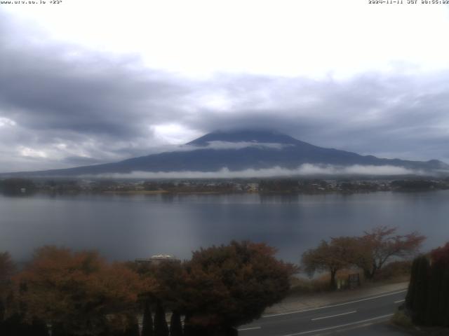 河口湖からの富士山