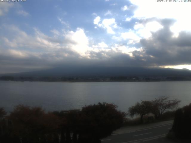 河口湖からの富士山