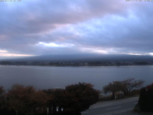 河口湖からの富士山