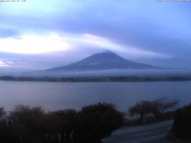 河口湖からの富士山