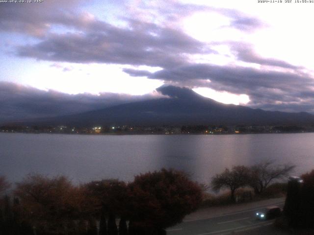 河口湖からの富士山