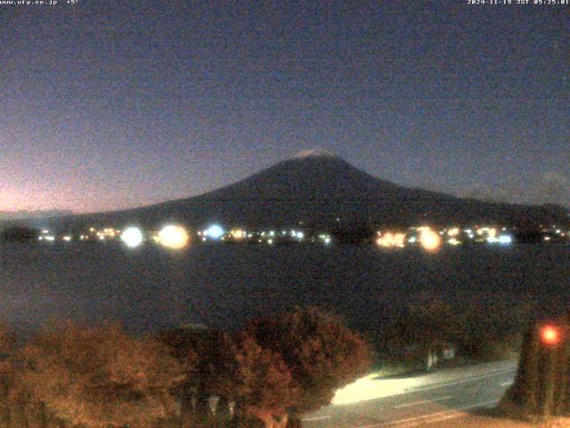 河口湖からの富士山