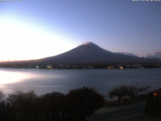 河口湖からの富士山