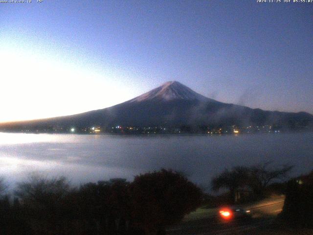 河口湖からの富士山