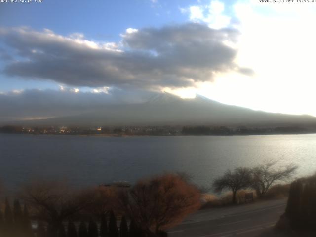 河口湖からの富士山